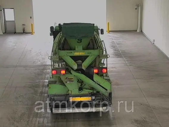 Бетоносмеситель Nissan Big Thumb CW53XHH 2001 года б/у фото 3