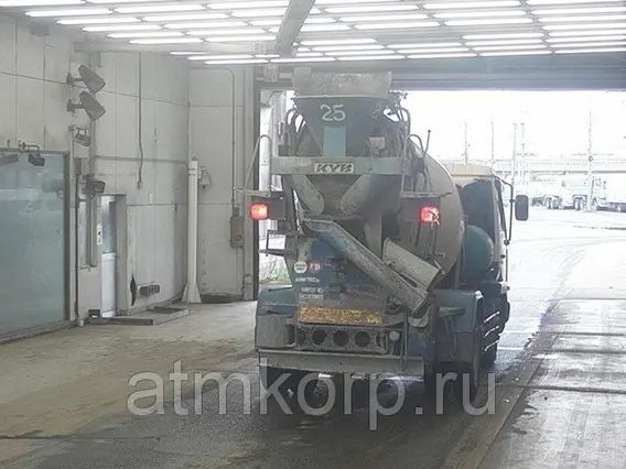 Бетоносмеситель Nissan Condor LK36A 2005 года б/у фото 2