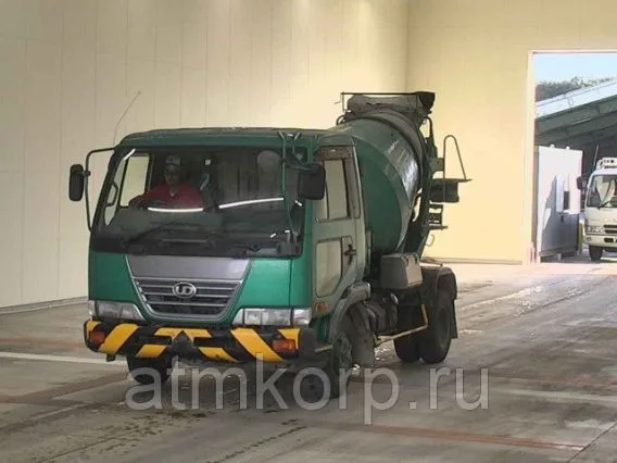 Бетоносмеситель Nissan Condor MK252AB 2000 года б/у