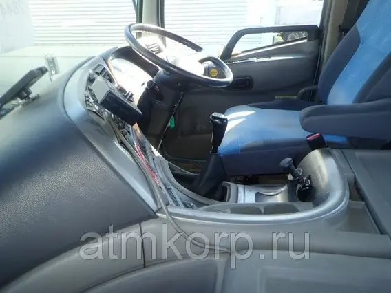 Бетоносмеситель Nissan Quon CW2XL 2007 года б/у фото 5