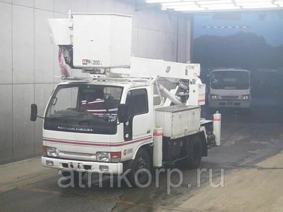 Автовышка Nissan Truck кузов SG2S41 2019 года б/у