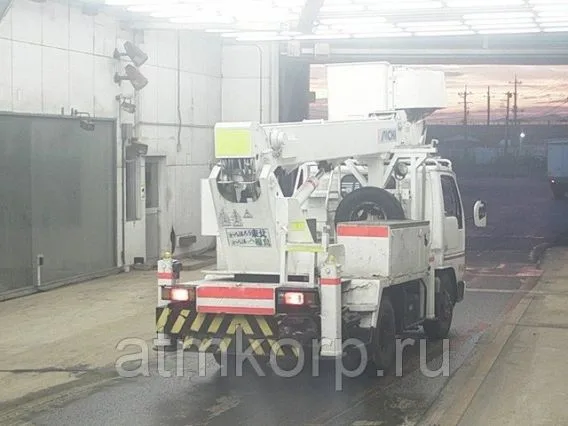 Автовышка Nissan Truck кузов SG2S41 2019 года б/у фото 2