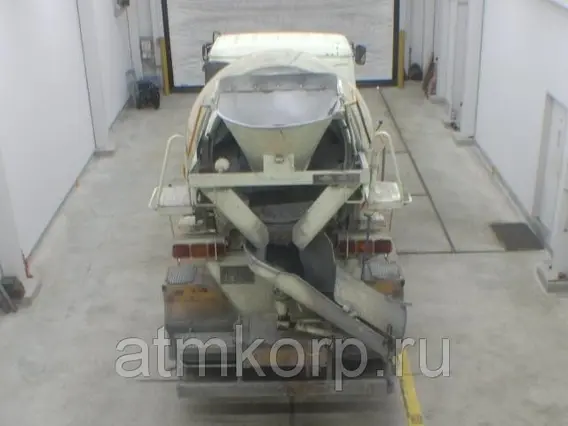 Бетоносмеситель NISSAN UD CW52AHN 1996 года б/у фото 2