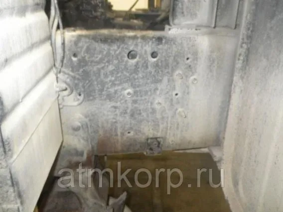 Бетоносмеситель Nissan UD CW52AHN 1996 года б/у фото 3