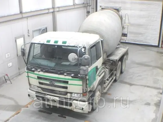 Бетоносмеситель Nissan UD CW53XHH 2002 года б/у