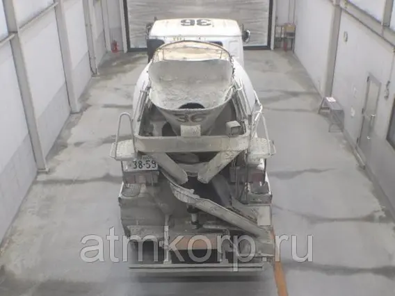 Бетоносмеситель Nissan UD кузов CW53XHH 2001 года б/у фото 3
