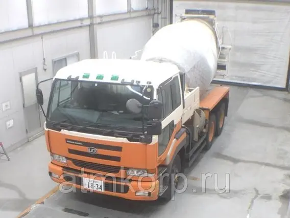 Бетоносмеситель Nissan UD кузов CW53XHH 2001 года б/у