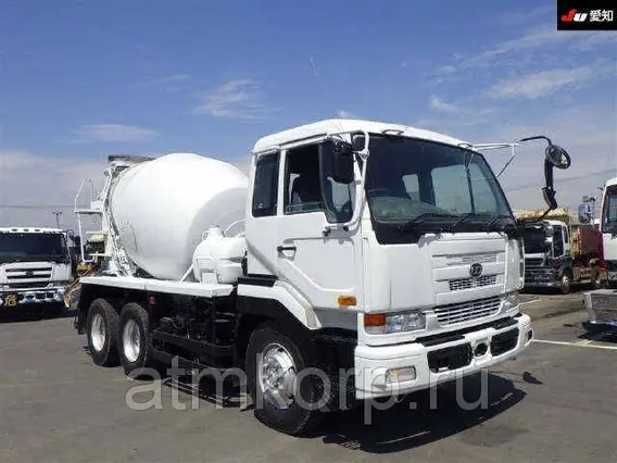 Бетоносмеситель Nissan UD CW53XHH 2000 года б/у