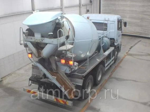 Бетоносмеситель Nissan UD CW4XL 2005 года б/у фото 2