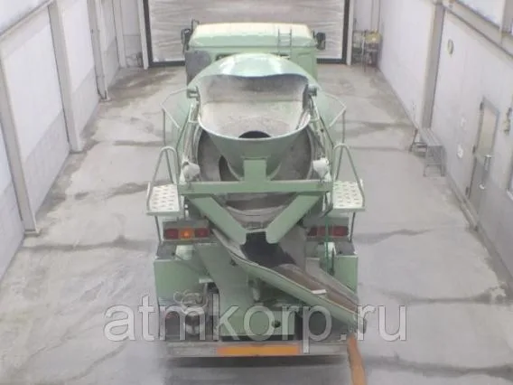 Бетоносмеситель Nissan UD CW53AHN 1996 года б/у фото 3