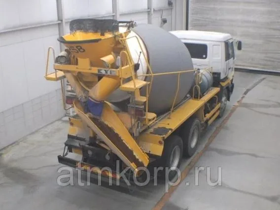 Бетоносмеситель Nissan UD кузов CW510HN 1993 года б/у фото 2