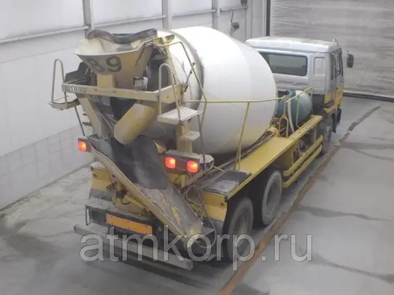 Бетоносмеситель Nissan UD CW53BNH 2000 года б/у фото 2