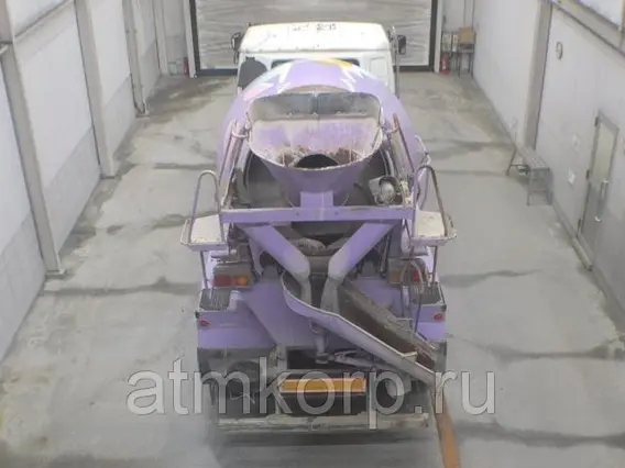 Бетоносмеситель Nissan UD CW520HN 1995 года б/у фото 3