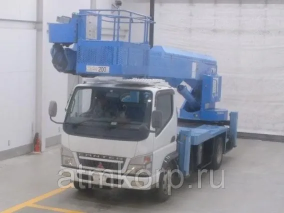 Автовышка Mitsubishi Canter кузов FE73DEY 2005 года б/у