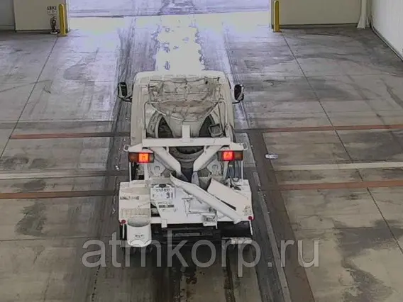 Бетоносмеситель Mitsubishi Canter FE73DB 2005 года б/у фото 4