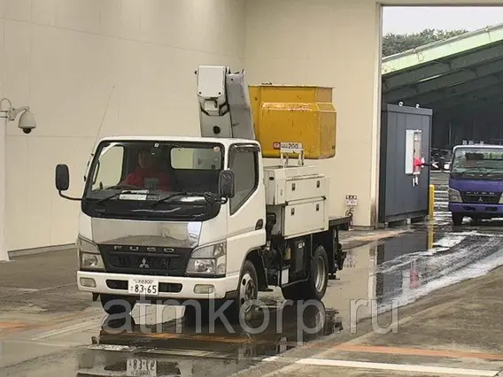 Автовышка Mitsubishi Canter кузов FG70EB 4х4 г 2004 вышка SH09A подъем люльки 12.2 м пробег 188 т.км 2019 года б/у
