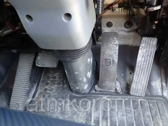 Автобетоносмеситель Mitsubishi Fuso кузов FQ62F г 2007 миксер MR4530 грузоподъемность 11 тн пробег 153 т.км 2019 года б/у фото 5