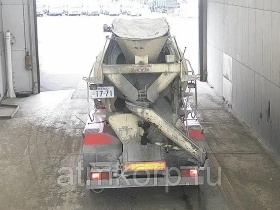 Автобетоносмеситель Mitsubishi Fuso кузов FQ62F г 2007 миксер KYB грузоподъемность 11 тн пробег 156 т.км 2019 года б/у фото 3