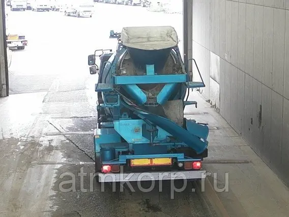 Автобетоносмеситель Mitsubishi Fuso кузов FK72FZ г 2007 миксер грузоподъемность 7,88 тн пробег 250 т.км 2019 года б/у фото 3