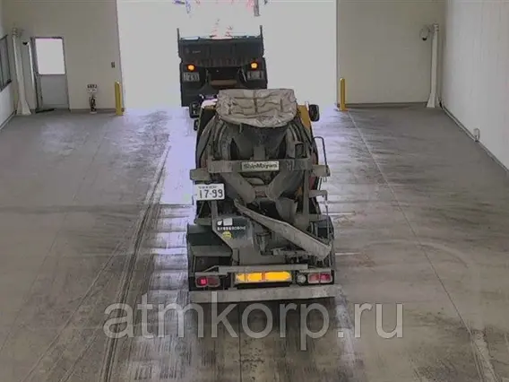 Автобетоносмеситель Mitsubishi Fuso FK72FZ г 2007 миксер ShinMaywa объем 6,3 .м. груз 8,08 тн пробег 275 т.км 2019 года б/у фото 2