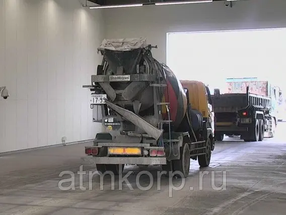 Автобетоносмеситель Mitsubishi Fuso FK72FZ г 2007 миксер ShinMaywa объем 6,3 .м. груз 8,08 тн пробег 275 т.км 2019 года б/у фото 3