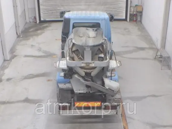 Автобетоносмеситель Mitsubishi Fuso кузов FK71R г 2006 миксер MR1640 грузопод 3,83 тн пробег 220 402 км 2019 года б/у фото 4