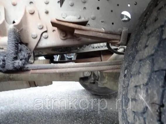 Автобетоносмеситель Mitsubishi Fuso кузов FK71R г 2006 миксер грузоподъемность 3,83 тн пробег 219 658 км 2019 года б/у фото 4