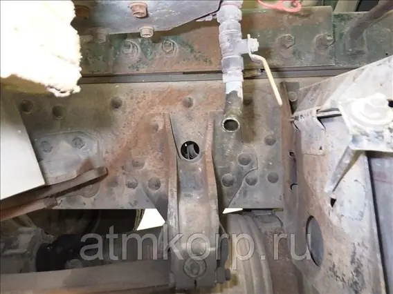 Автобетоносмеситель Mitsubishi Fuso FK71RC г 2006 миксер M16 объем 3,2 куб.м. грузопод 3,83 тн пробег 160 т.км 2019 года б/у фото 7