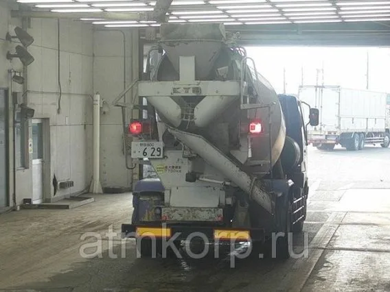 Бетоносмеситель Mitsubishi Fuso FK71HDZ 2005 года б/у фото 4