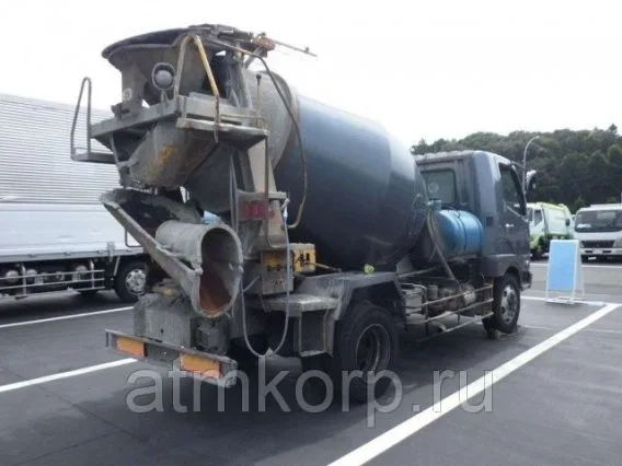 Бетоносмеситель Mitsubishi Fuso FK71HDY 2004 года б/у фото 7