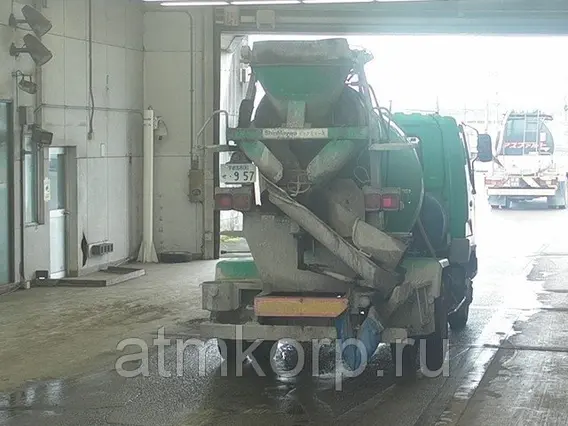 Бетоносмеситель Mitsubishi Fuso FK71HC 2003 года б/у фото 8