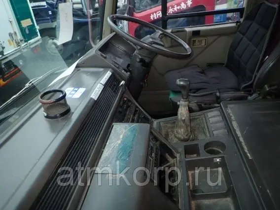Бетоносмеситель Mitsubishi Fuso FV413JD 1990 года б/у фото 8