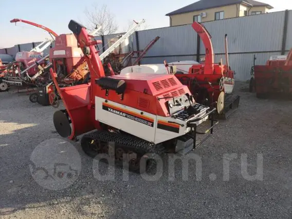 Дорожно-уборочный автомобиль Yanmar, 2014 2014 года б/у фото 2