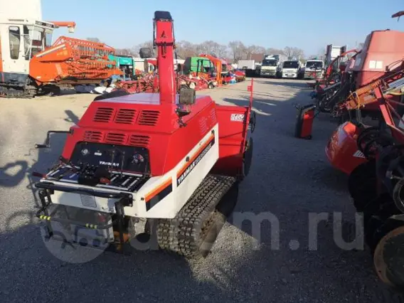 Дорожно-уборочный автомобиль Yanmar, 2014 2014 года б/у фото 3