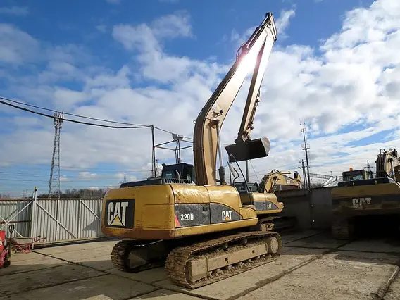 Экскаватор Caterpillar 320 D 2012 года б/у фото 3