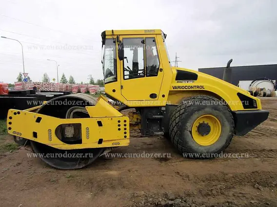 Дорожный каток Bomag BW 213 DH-4 2014 года б/у фото 5