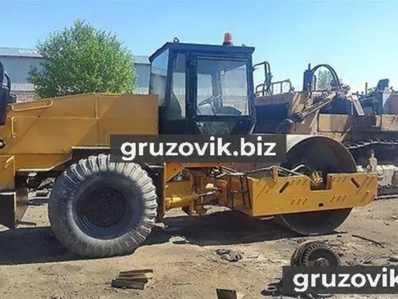 Дорожный каток Раскат ДУ-85 2006 года б/у