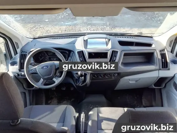 Микроавтобус Ford Transit 2018 года новый фото 3