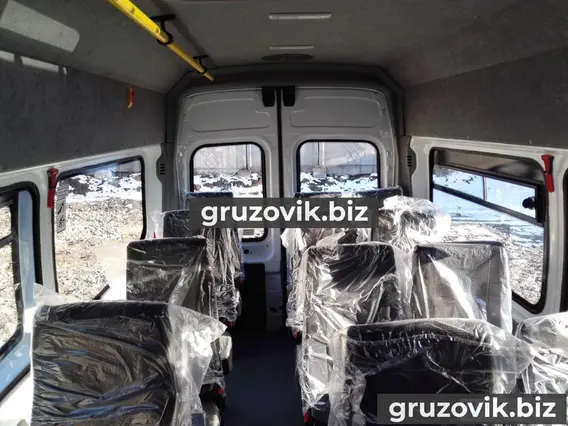 Микроавтобус Ford Transit 2018 года новый фото 4
