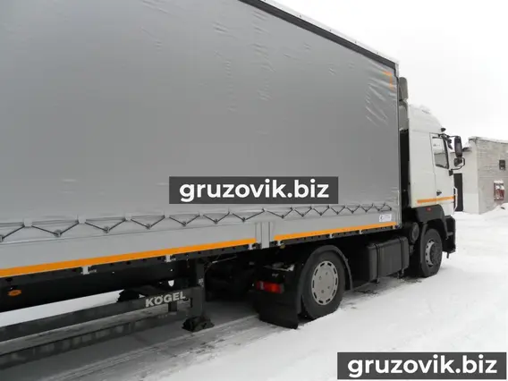 Тентованный грузовик Kogel S24 2019 года б/у