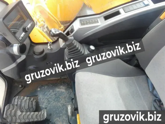 Экскаватор Hyundai R220LC-9S 2017 года б/у фото 3
