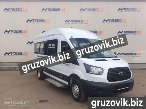 Микроавтобус Ford Transit 2018 года новый