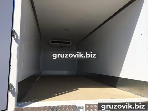 Рефрижератор Isuzu NPR75LL 2017 года новый фото 8