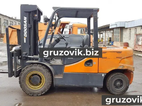 Вилочный погрузчик Doosan D15S 2008 года б/у фото 2