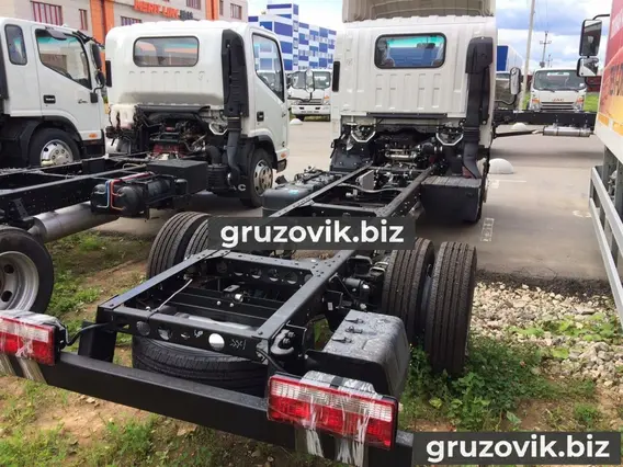Шасси Isuzu NMR85 2018 года новый фото 4