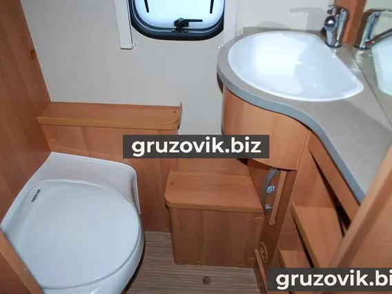Жилой прицеп Hymer ERIBA FEELING 2014 года б/у фото 3