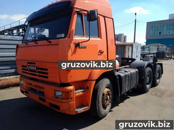 Тягач Камаз 6460 2012 года б/у