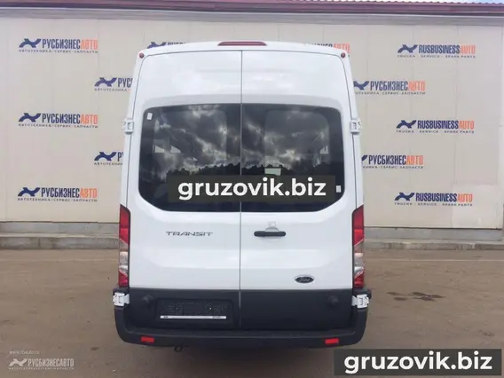 Микроавтобус Ford Transit 2018 года новый фото 3