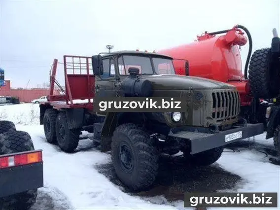 Лесовоз с КМУ Урал 3255-5013-71-28 2000 года новый