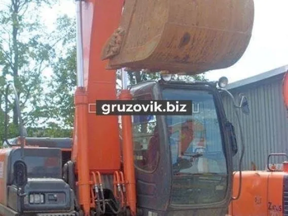 Экскаватор Hitachi ZX200-3G 2011 года б/у